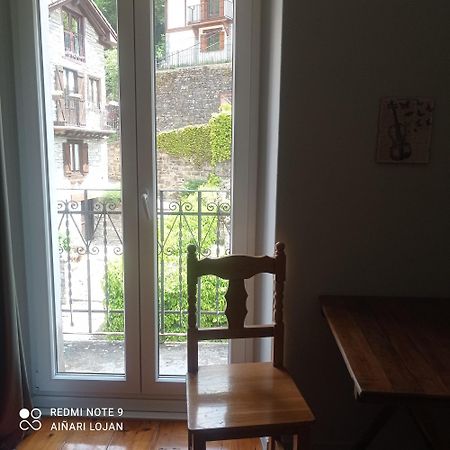 Albergue Armaia Artepea Urzainqui Buitenkant foto
