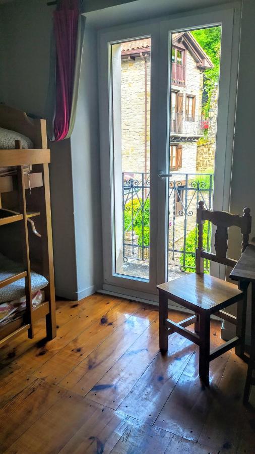 Albergue Armaia Artepea Urzainqui Buitenkant foto