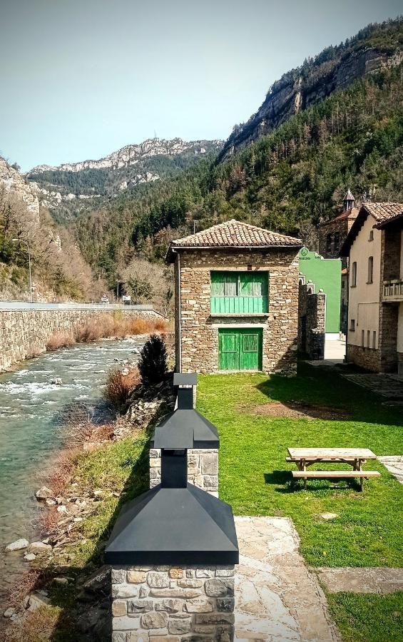 Albergue Armaia Artepea Urzainqui Buitenkant foto