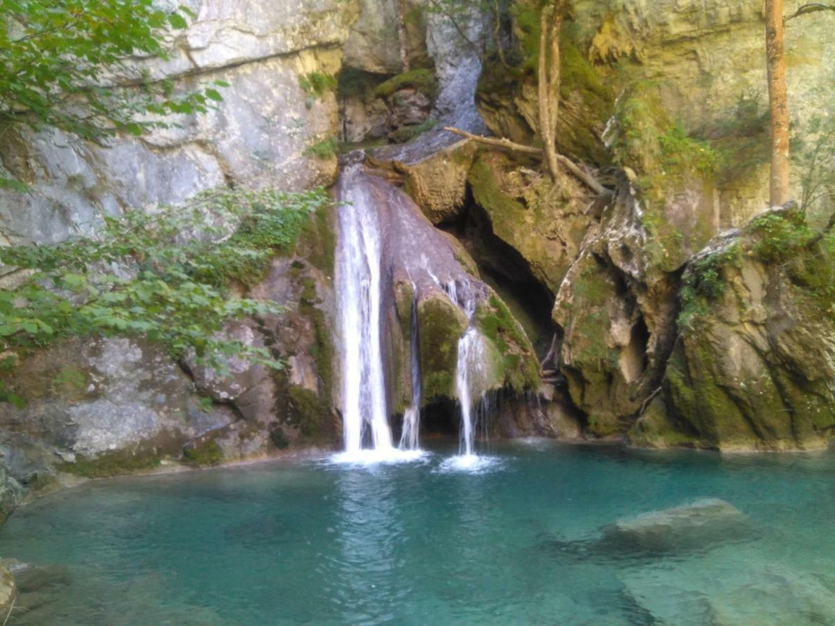 Albergue Armaia Artepea Urzainqui Buitenkant foto